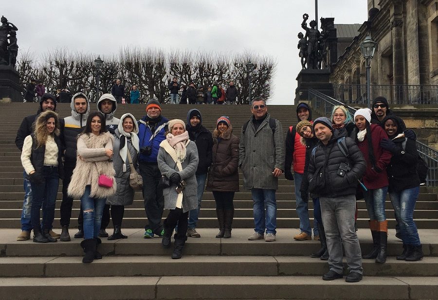 12715455_873234692786184_626510349688425190_n